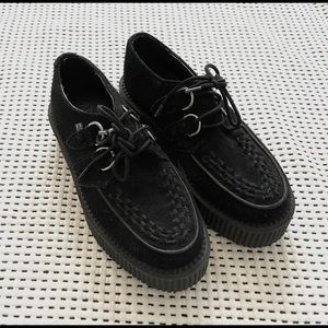 T.U.K. - Black Suede Creepers